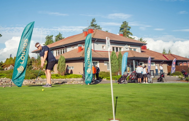 Hyvän mielen golfia – Louhos Charity Golf auttanut yksinäisyyden torjumisessa jo lähes 20 000 eurolla