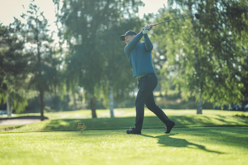 Hyvän mielen golfia – Louhos Charity Golf auttanut yksinäisyyden torjumisessa jo lähes 20 000 eurolla